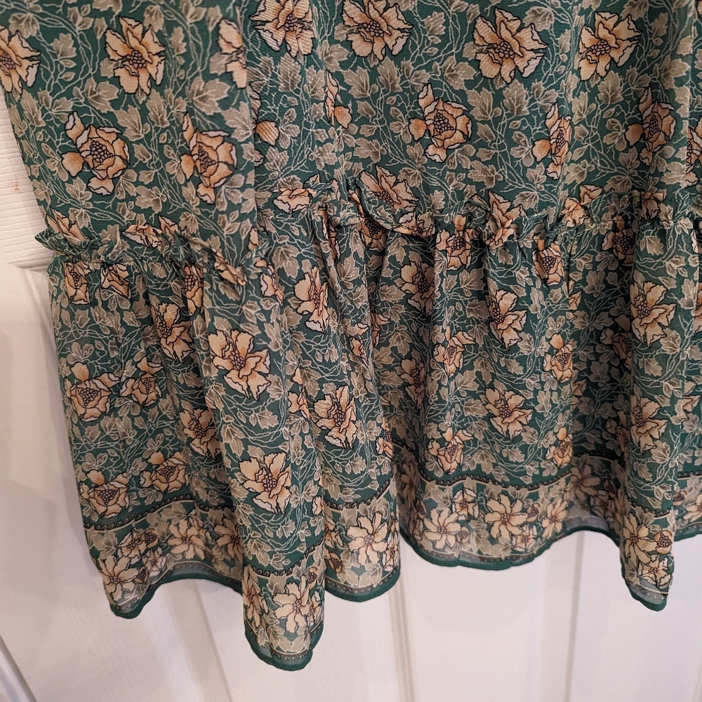 Max Studio dress green floral - Picture 8 of 9
